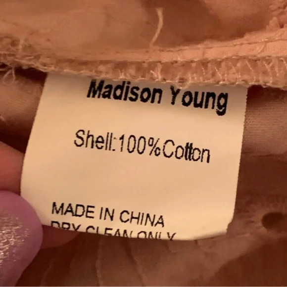 NWT Madison Young Eyelet Blouse Top - Picture 9 of 10